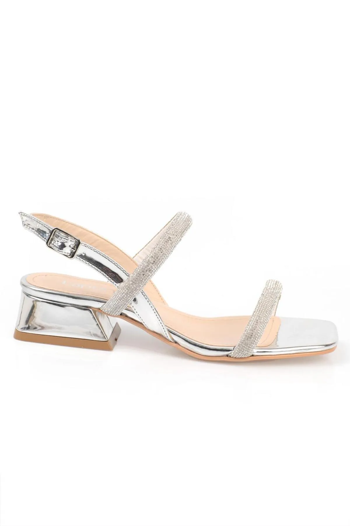 Capone Outfitters  Capone Blunt Toe Stone Double Thick Strap Short Heel Mirror Fabric Silver Damensandalen