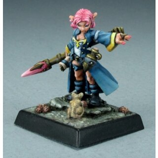 Cassie, Female Gnome Wizard (REA03340)