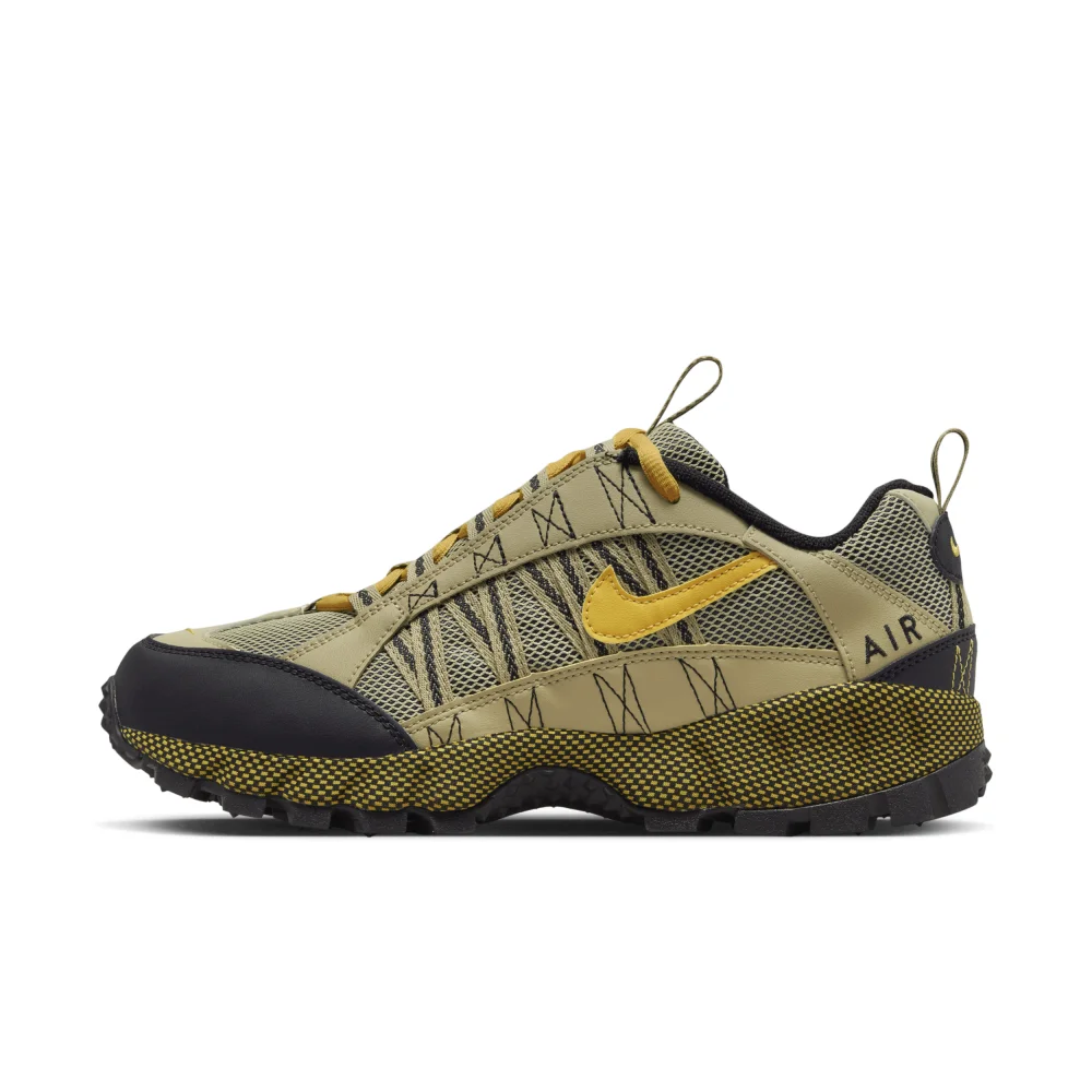 Nike Air Humara QS FJ7098-700 / braun