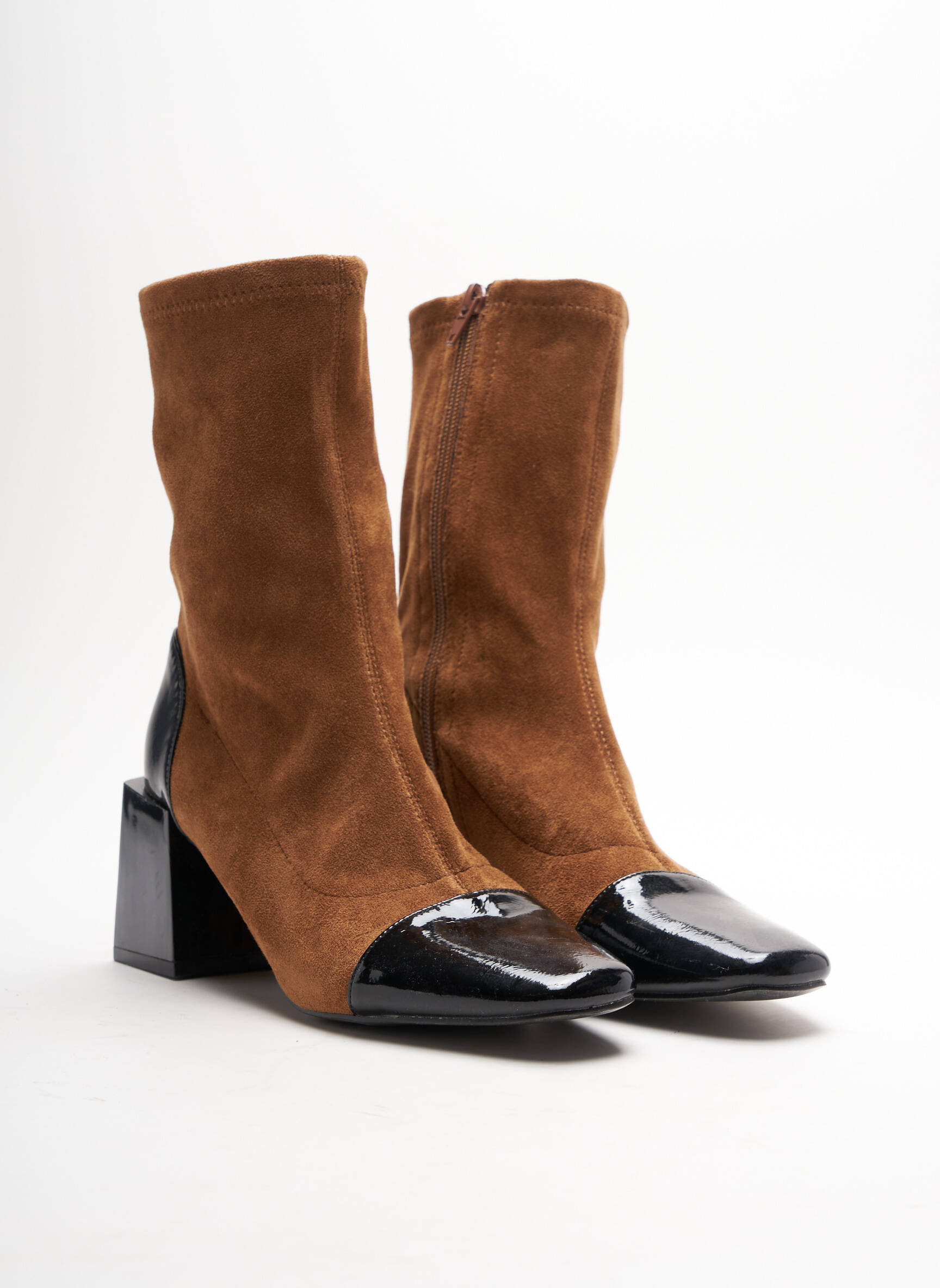 Vanessa Wu Bottines Femme couleur marron