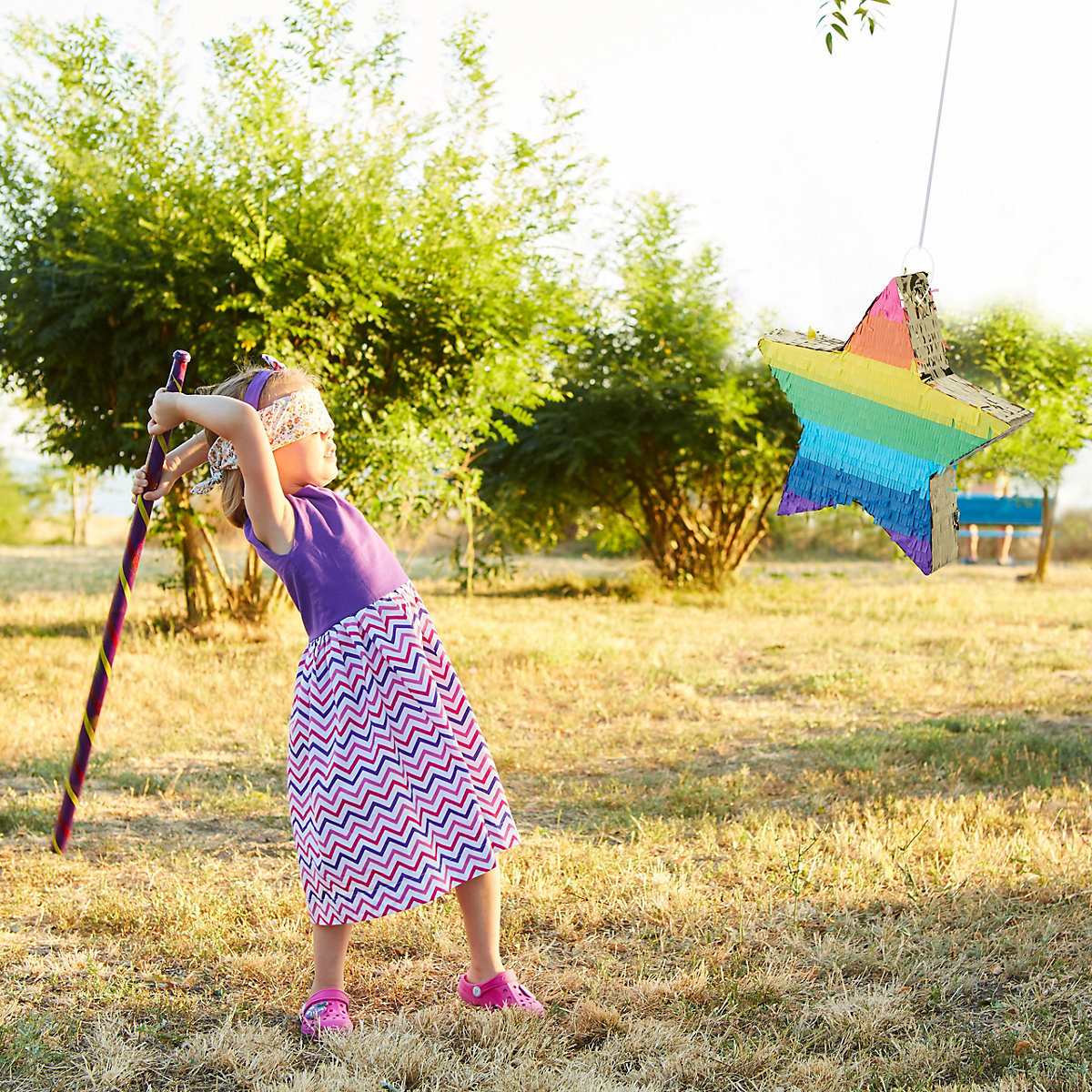Pinata Stern bunt-gold