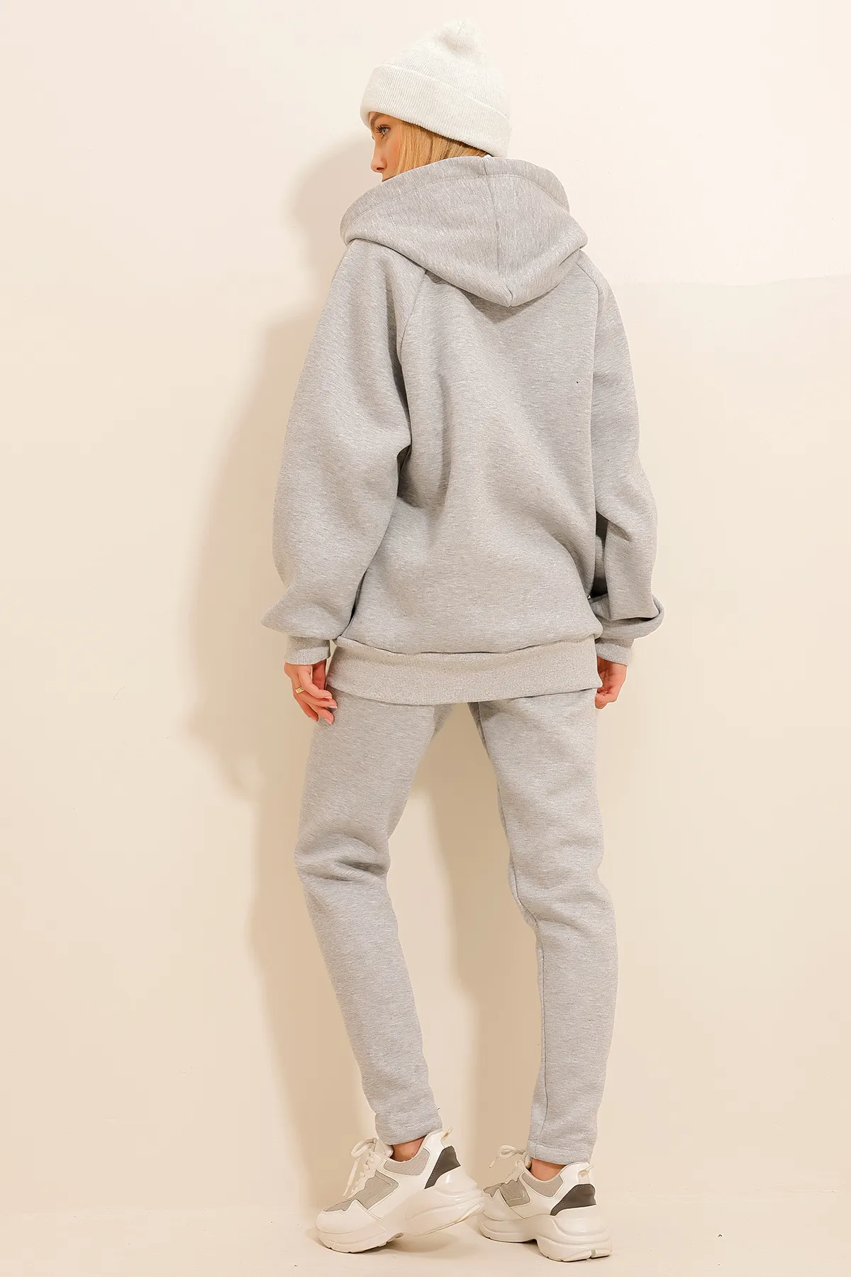 Trend Alaçatı Stili  Grauer 3-Faden-gerippter Kapuzenpullover und Druckknopfverschluss-Trainingsanzug für Damen ALC-X11074