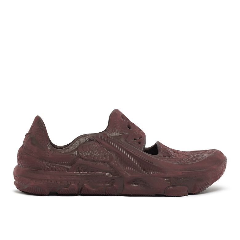 NIKE Ispa Universal 