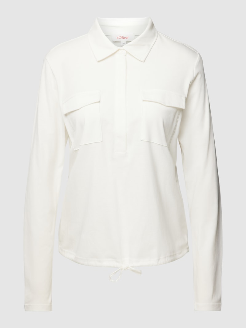 Bluse mit Brusttaschen in offwhite