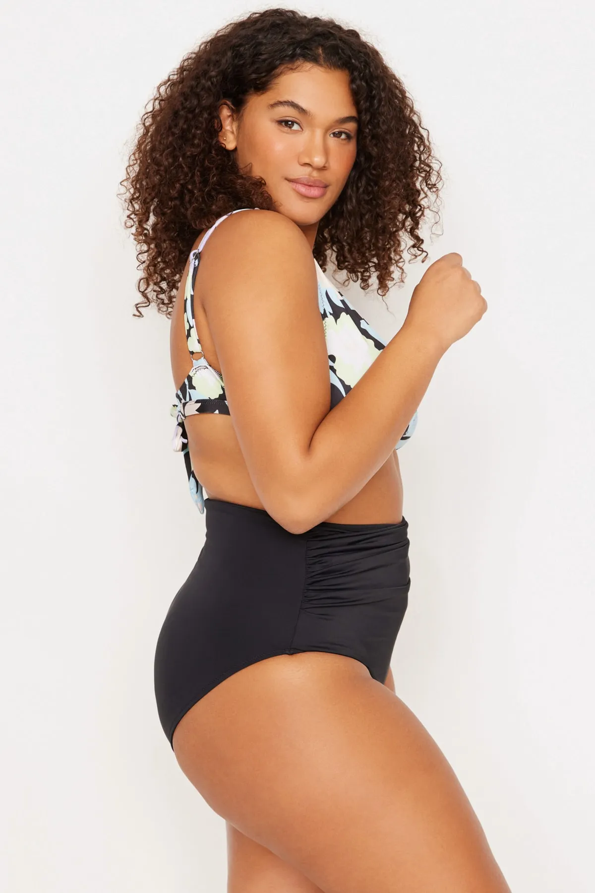 Trendyol Curve  Schwarze, korsettierte Bikinihose mit hoher Taille TBSSS23CR00001