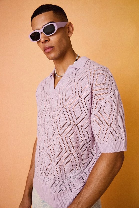 Kurzärmliges kastiges Strick-Poloshirt in Lila