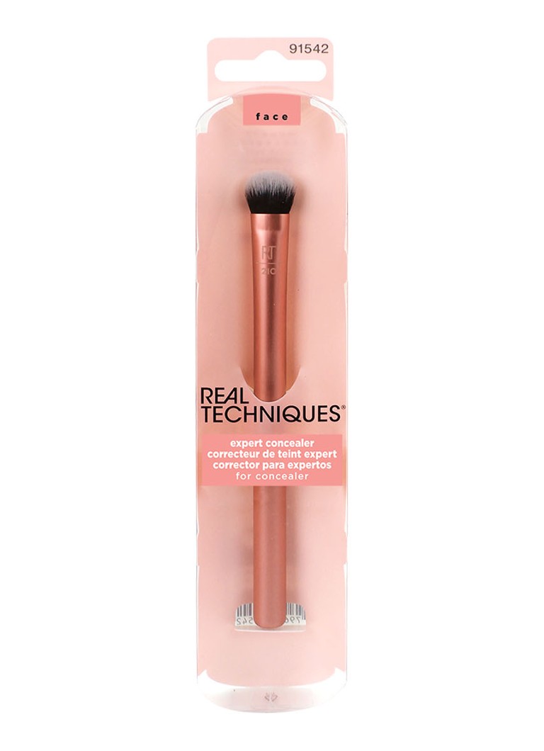 Real Techniques Expert Concealer Brush - makeup brush