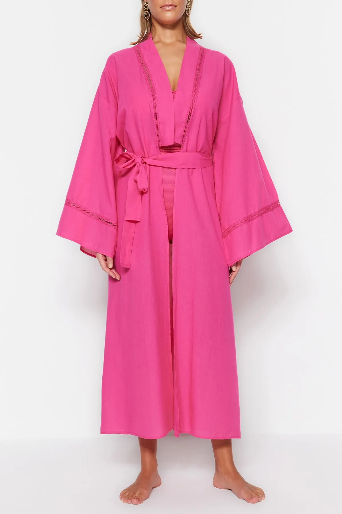Trendyol Collection  Rosa Maxi-Accessoire mit gewebten Streifen und Gürtel, 100 % Baumwolle, Kimono und Kaftan TBESS21KM0094