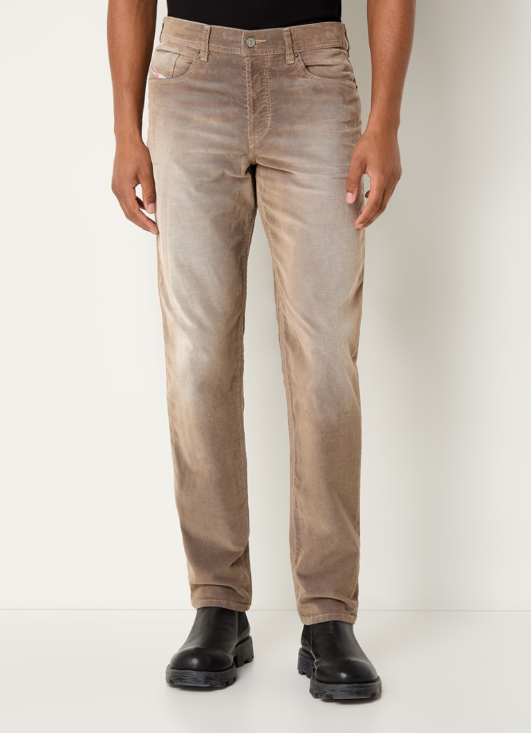 Diesel 2023 D-Finitive Tapered Jeans mit Washed-Finish