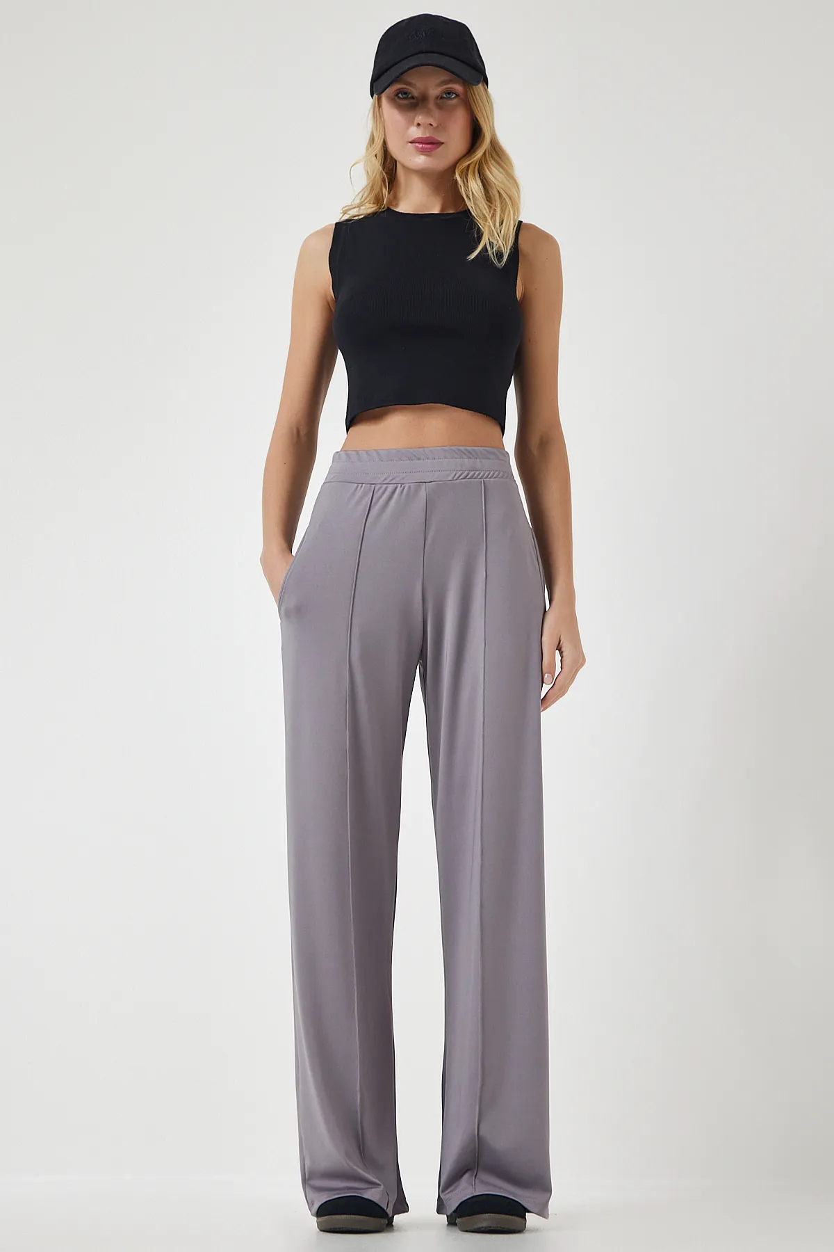 Happiness İstanbul  Graue, dehnbare Jogginghose mit hoher Taille für Damen BF00030