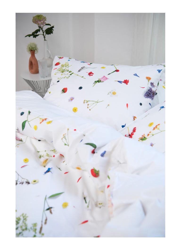 Snurk Flowers duvet cover set made of organic cotton percale 160TC - including pillowcases