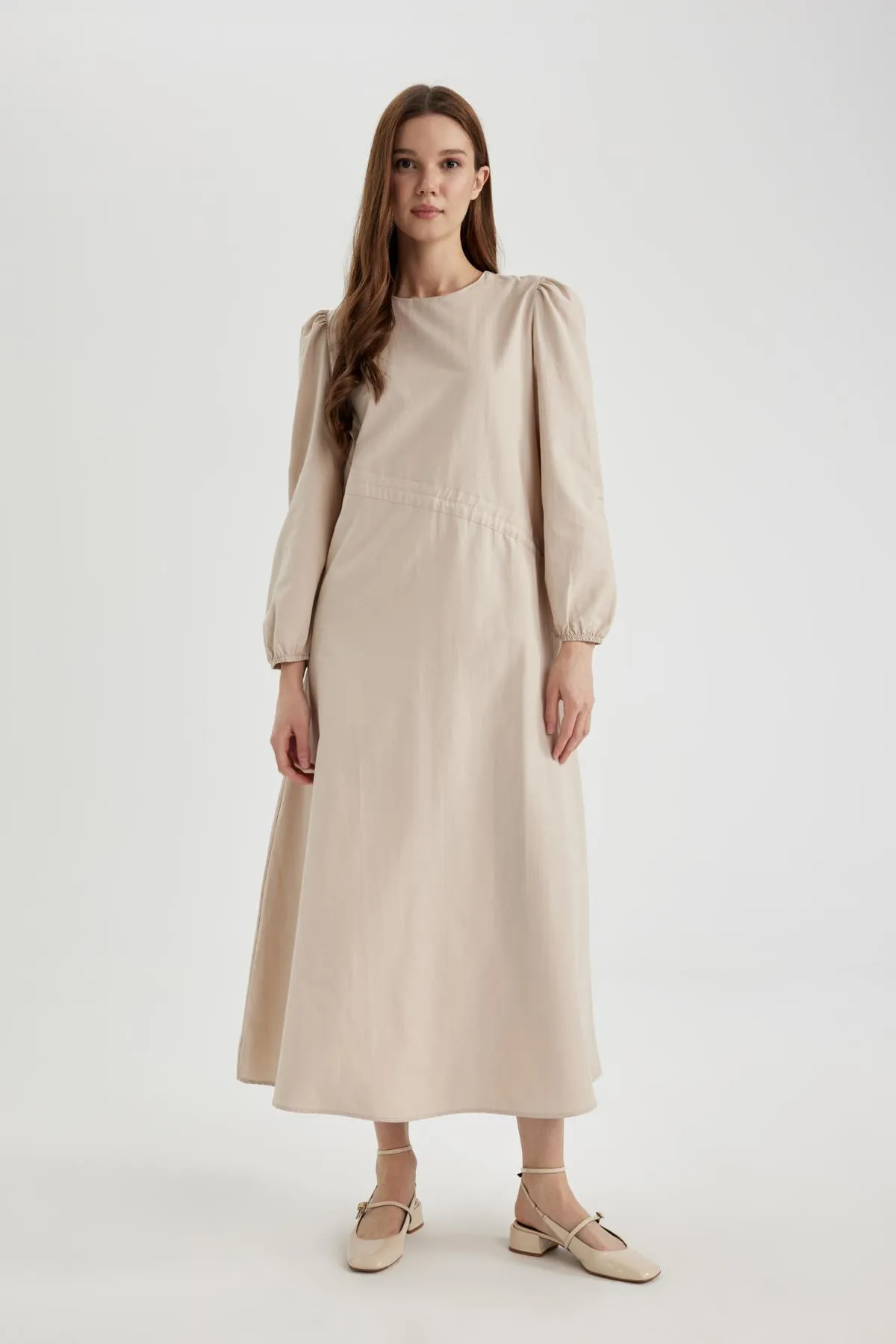 DeFacto  Popeline-Langarmkleid mit normaler Passform und Rundhalsausschnitt A9409ax24sp
