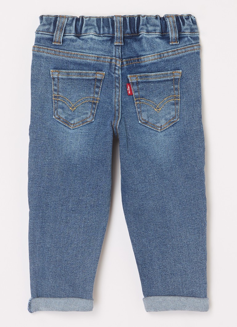 Τζιν Levi's με κωνικό τελείωμα, μεσαίου πλυσίματος