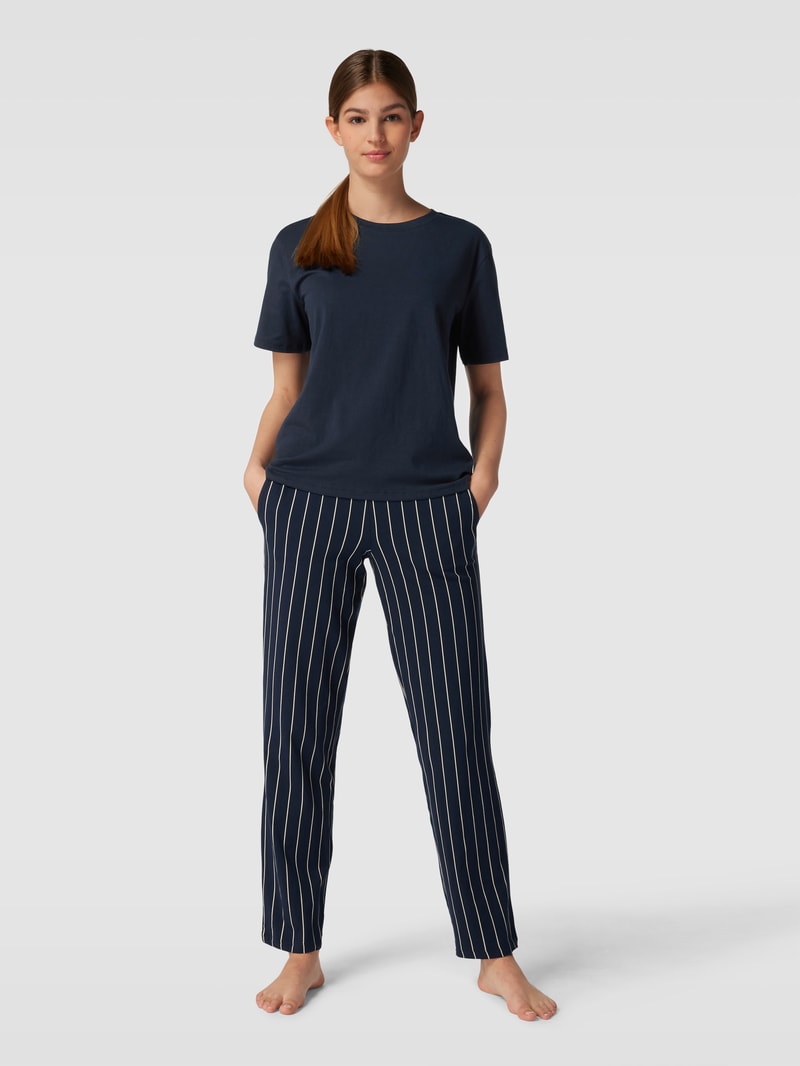 String mit Stretch-Anteil in marineblau