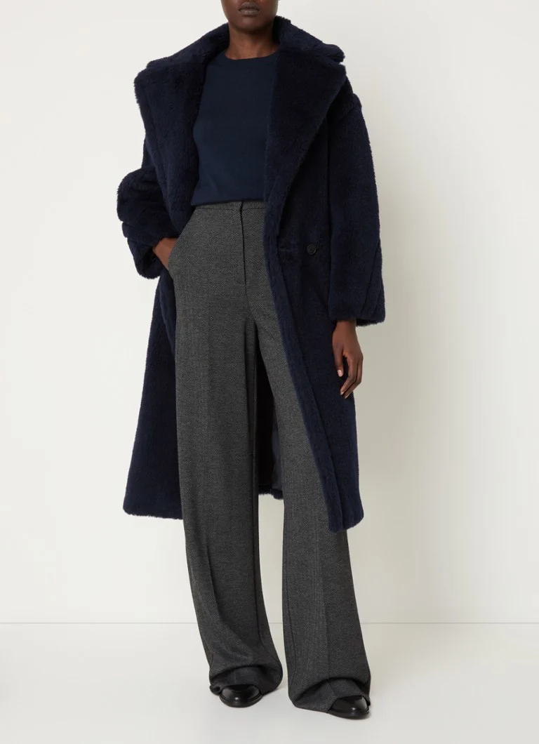 Palton MaxMara Tedgirl din amestec de lână alpaca, cu buzunare laterale.