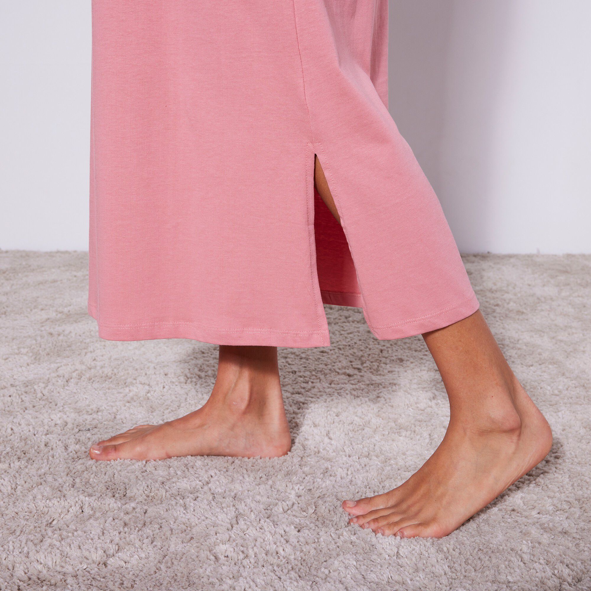 Chemise de nuit longue manches longues imprimée « c’est magnifique l’Amour »