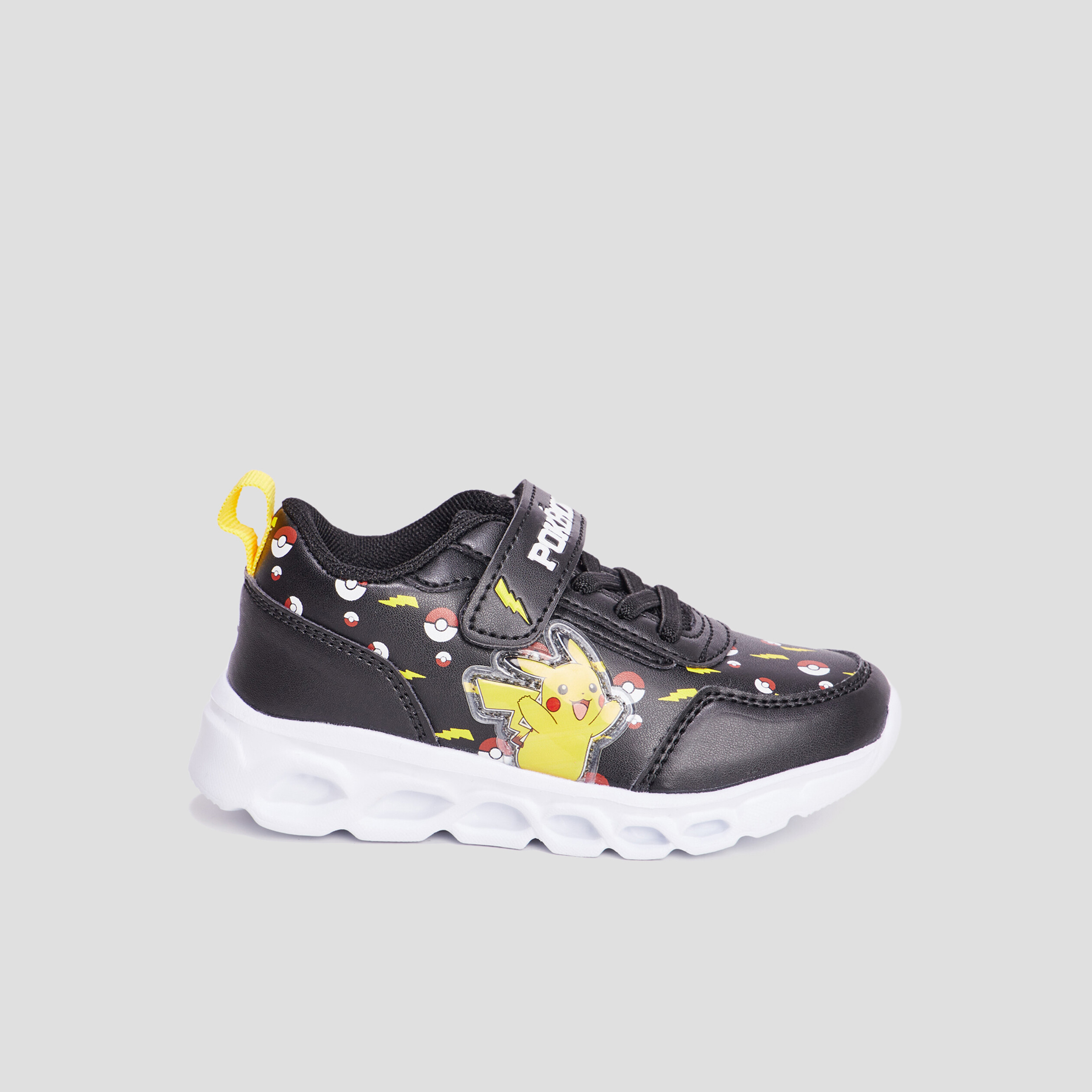 Baskets running Pokémon Pikachu noir garçon | La Halle