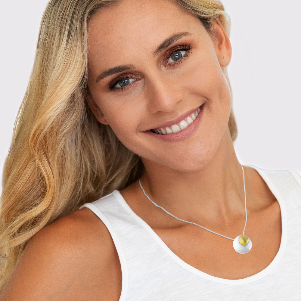 Nenalina Nenalina Pendentif Femmes Rond Pendentif Elégant en argent sterling 925 plaqué or Pendentif