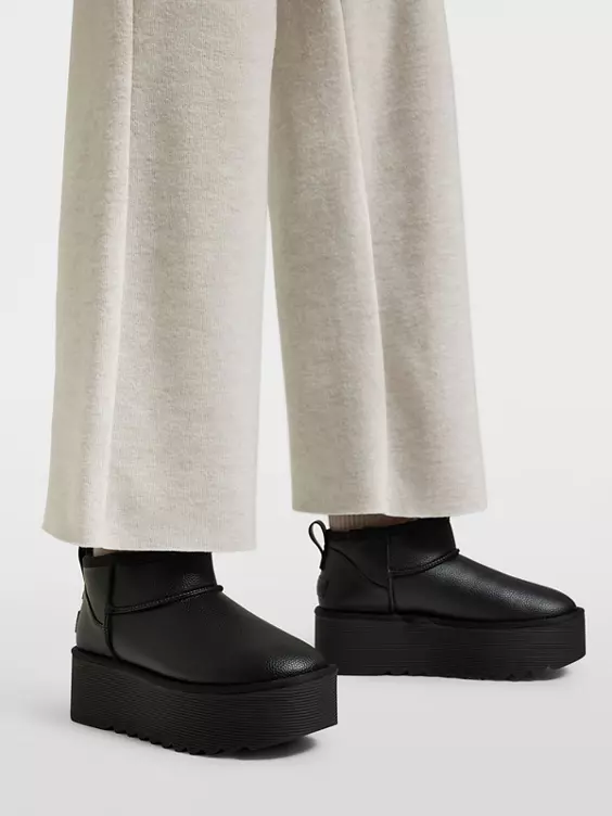 Graceland Boots