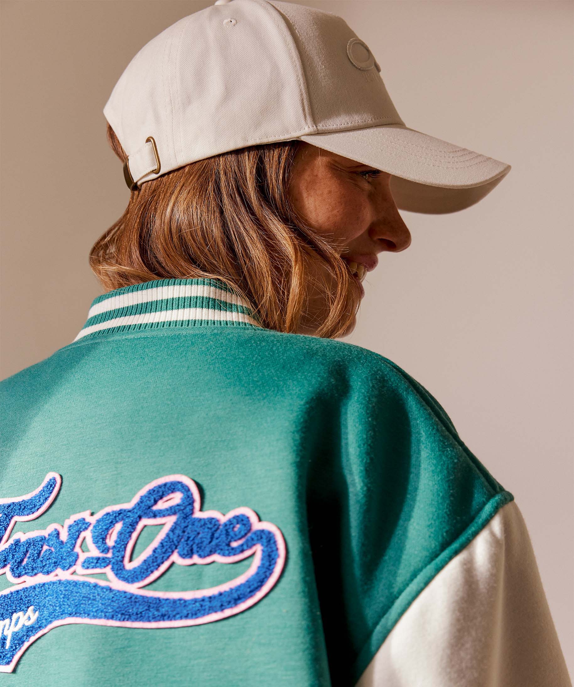 Casquette femme avec inscription brodée blanc | GEMO
