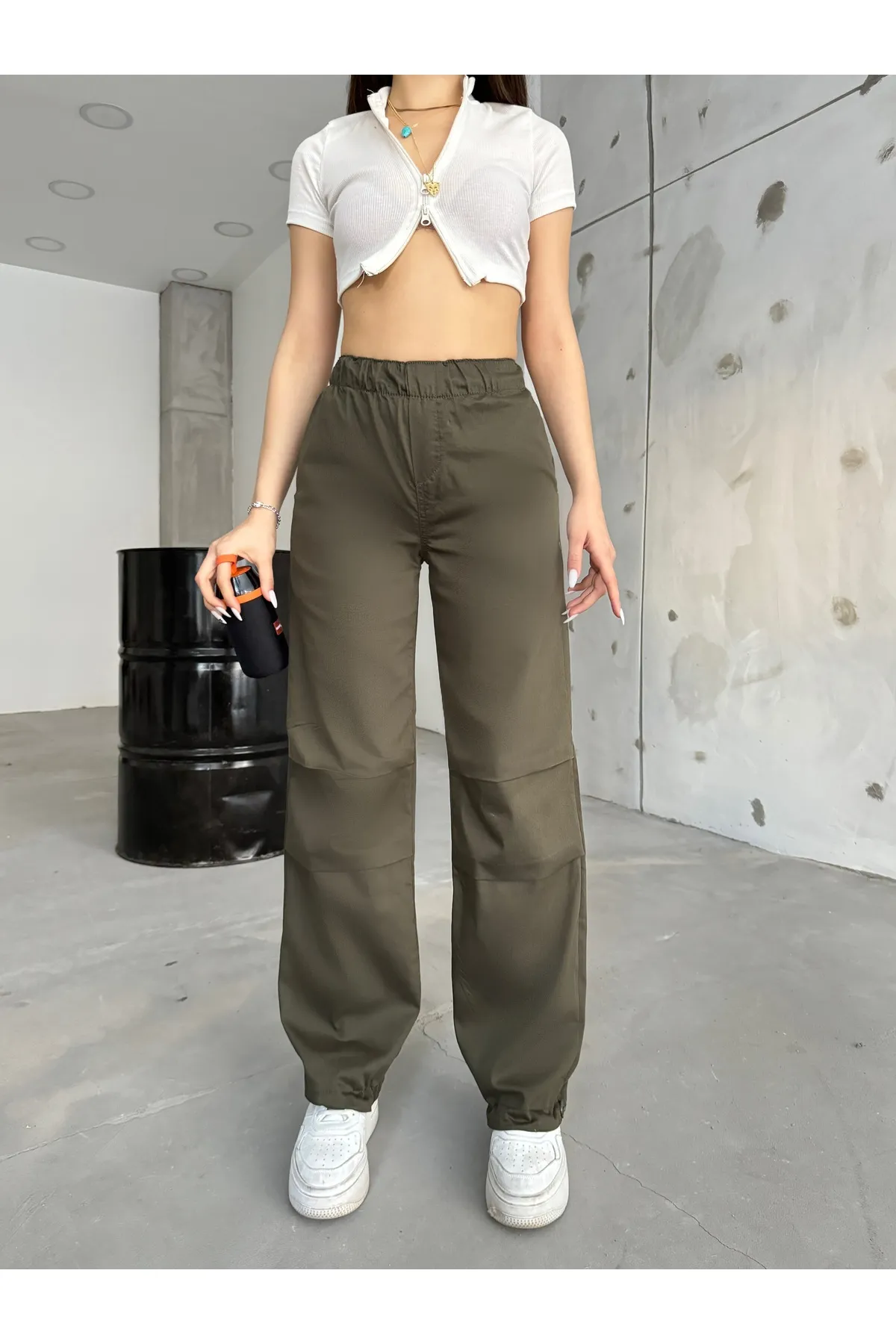 BİKELİFE  Khakifarbene Fallschirmhose für Damen