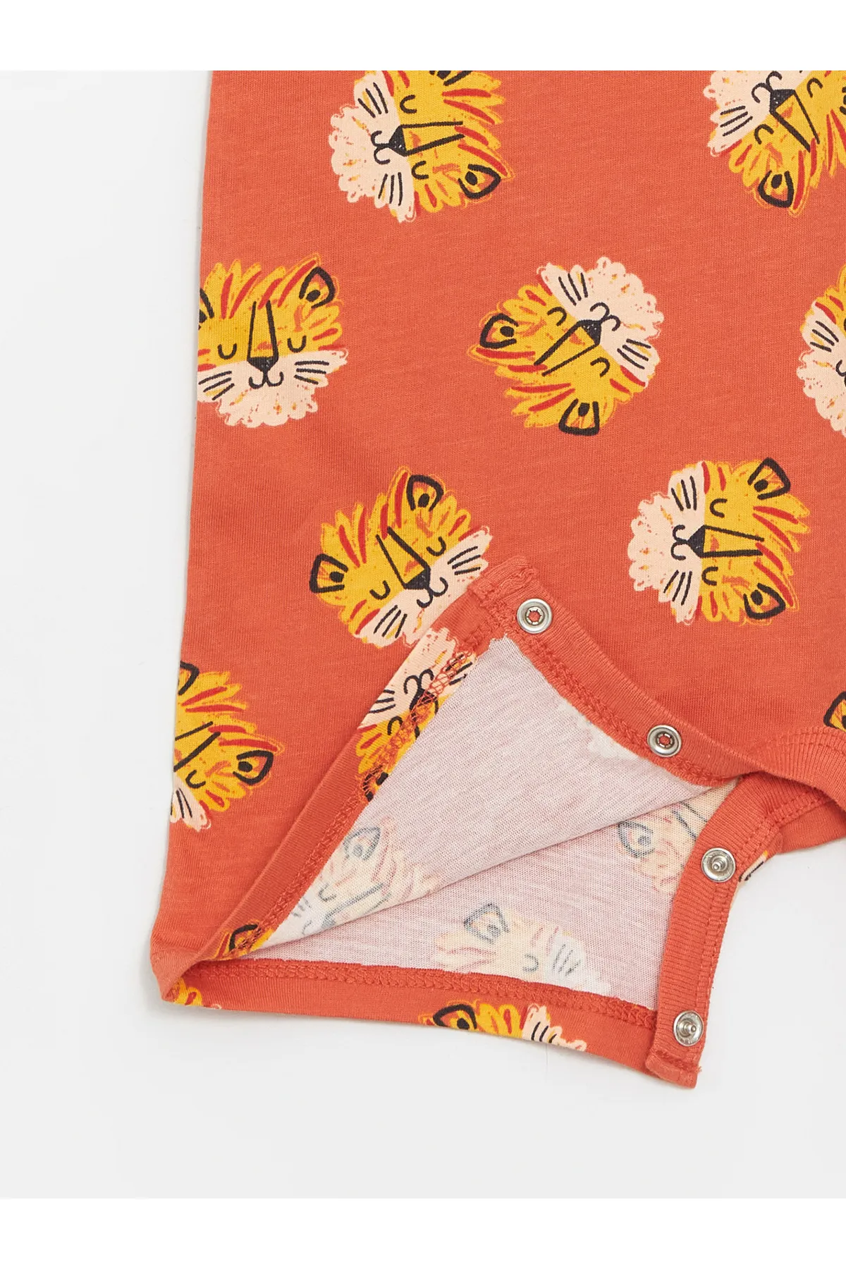 LC Waikiki  Bedruckter Baby-Jungen-Jumpsuit im 2er-Pack mit Rundhalsausschnitt