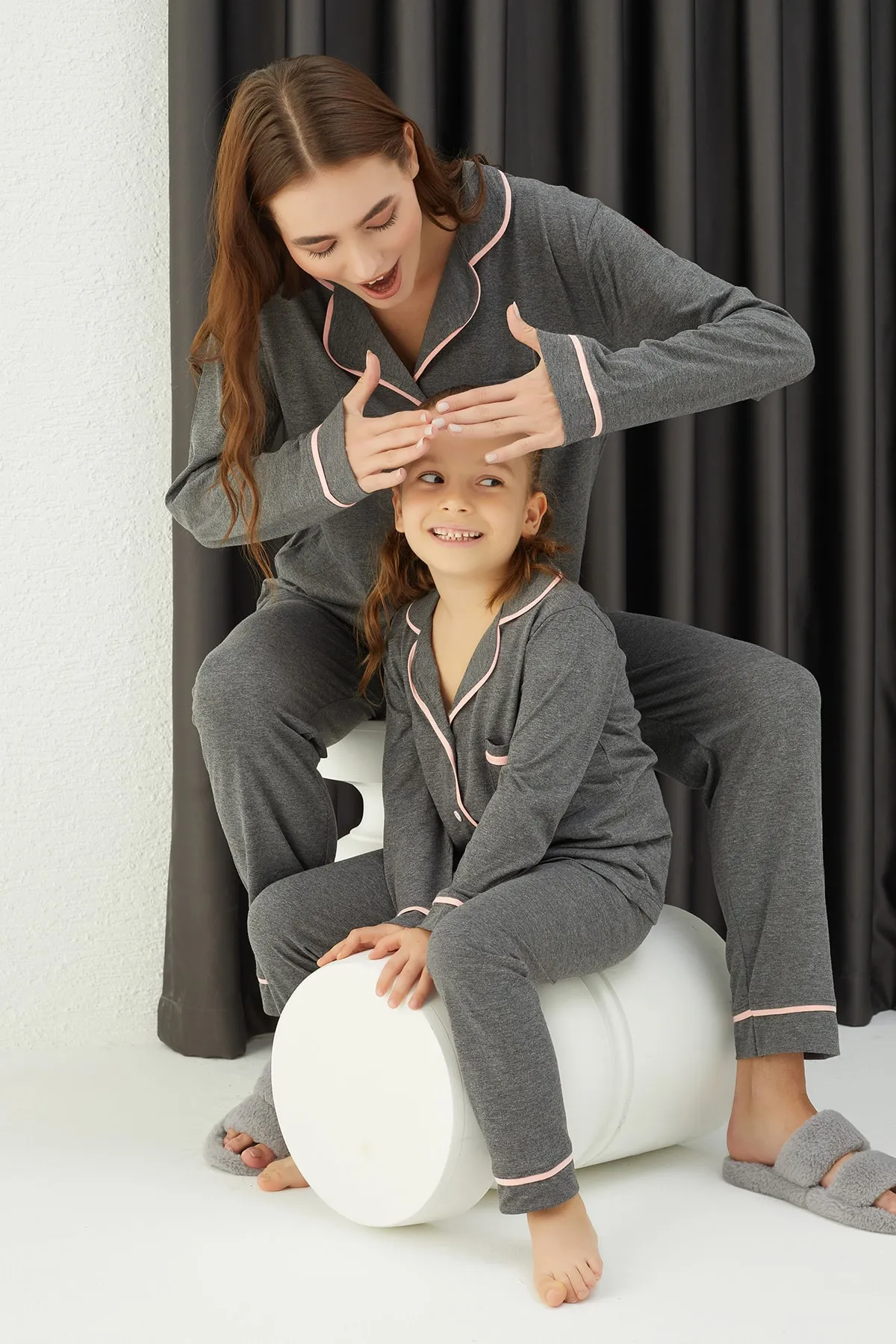 ELİTOL  Pyjama-Set aus Baumwolle mit Knöpfen
