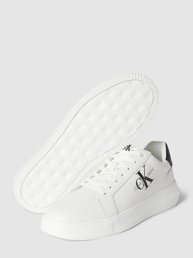Sneaker mit Label-Detail Modell 'CHUNKY' in weiss