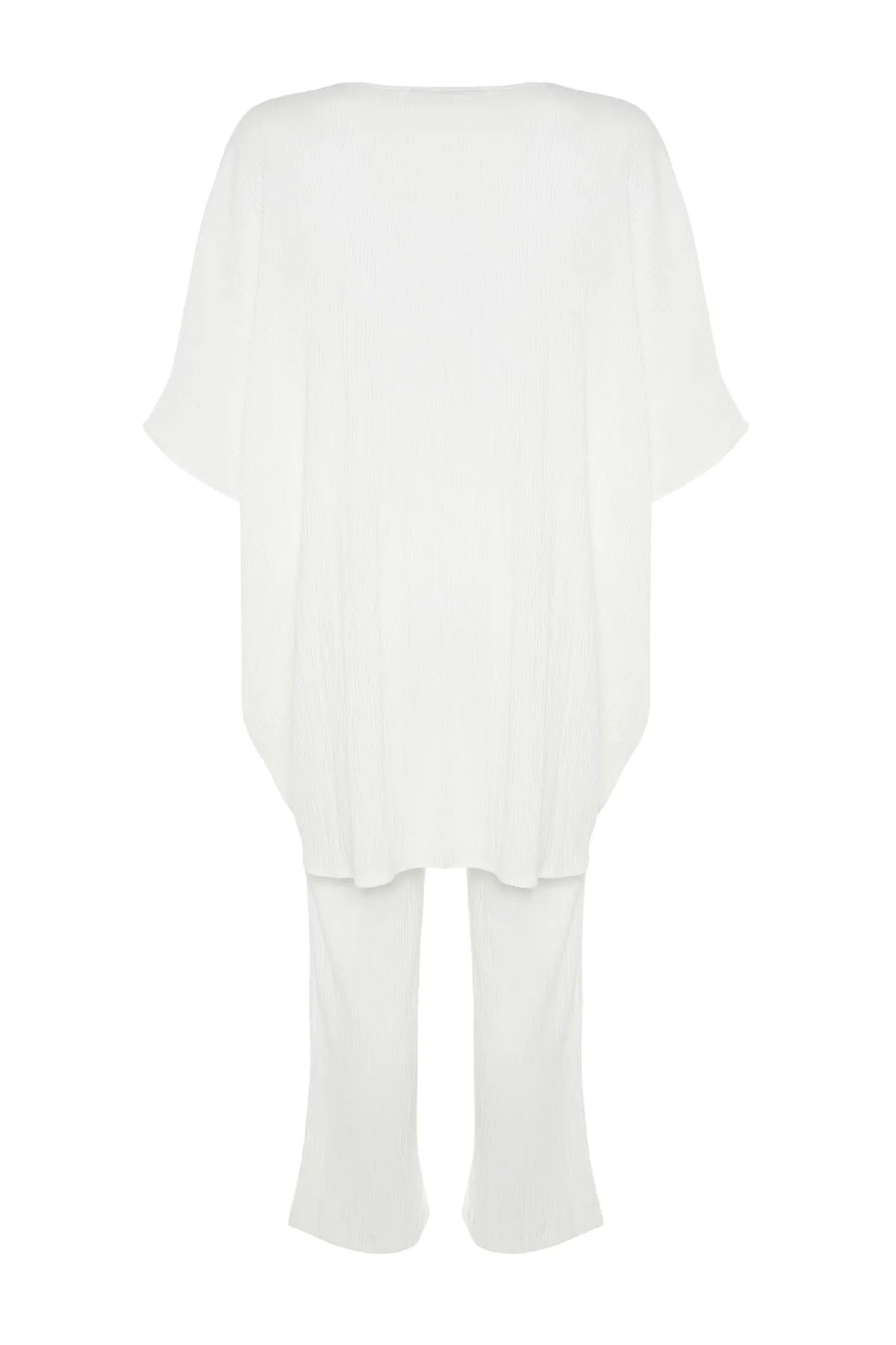 Trendyol Collection  Ecru gewebtes Kimono-Hosen-Set TBESS23AU00149