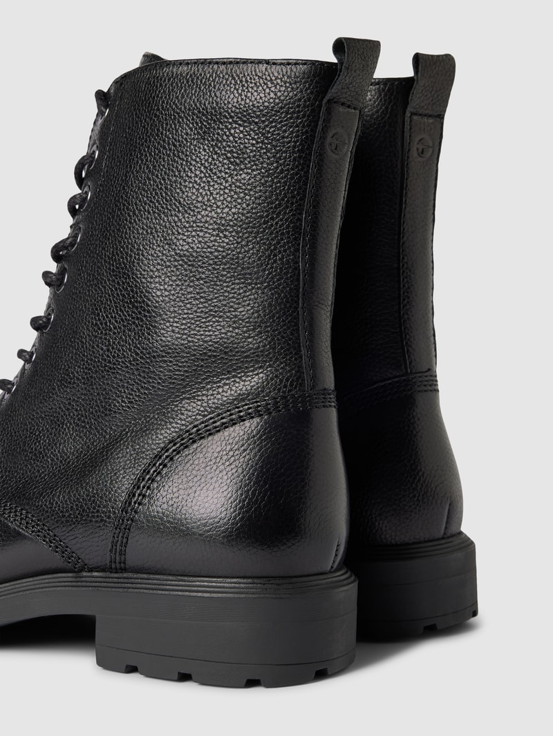 Boots aus Leder mit Schnürung in schwarz