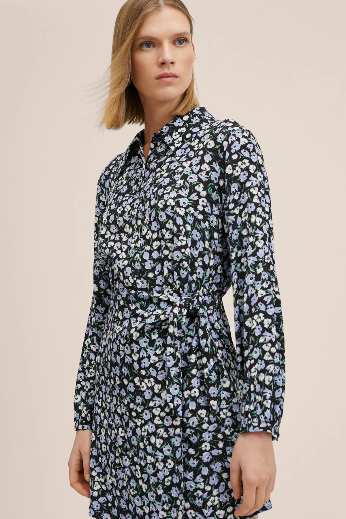 MANGO  27064011 Kleider und Overalls Blau