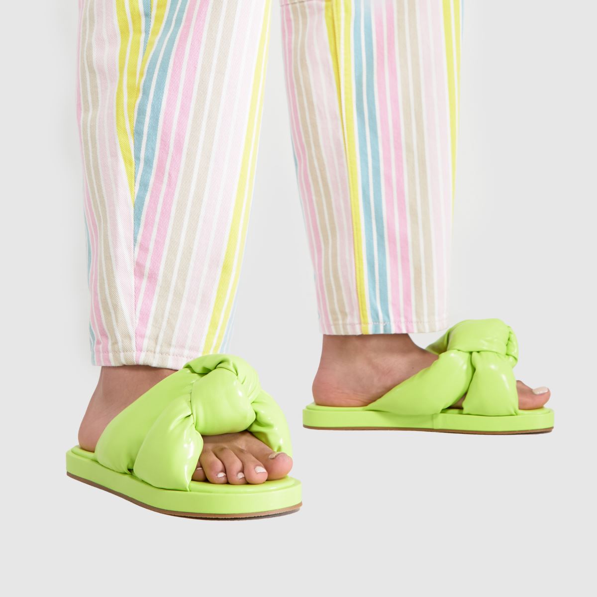 SIMMI – Vetta – Limefärgade sandaler