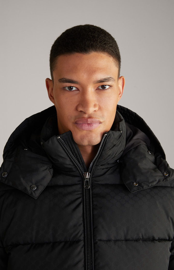 Cornflower Steppjacke Vastos in Schwarz