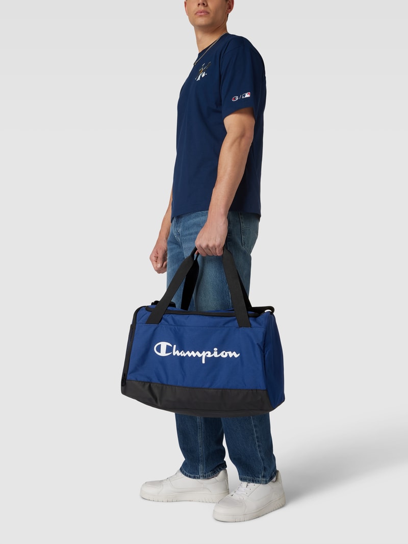 Weekender mit Label-Print Modell 'Duffle' in marineblau