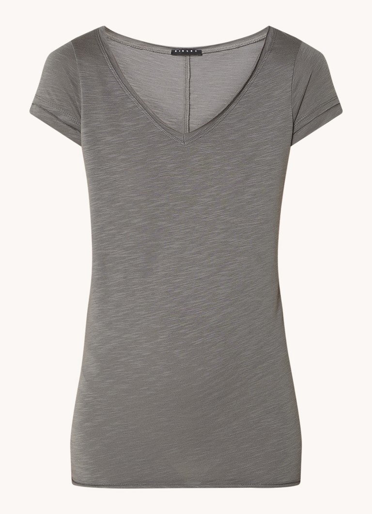 Benetton V-neck T-shirt