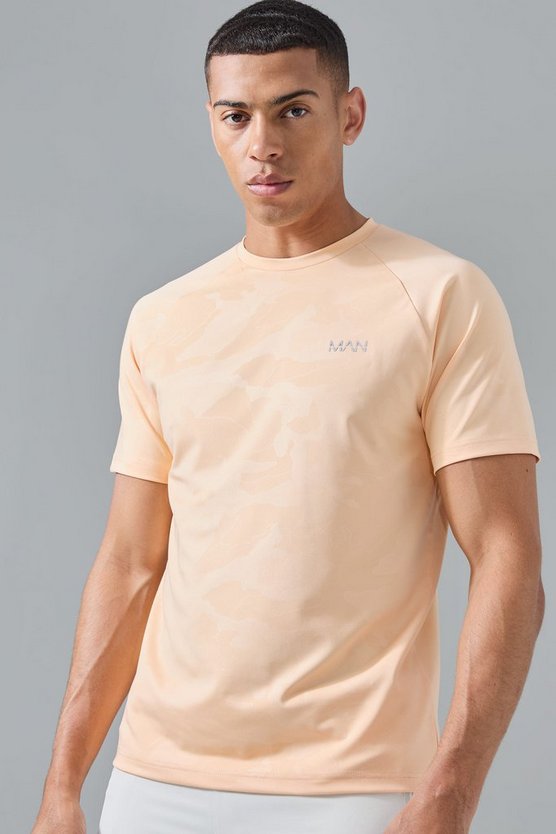 Man Active Camouflage Raglan Performance T-Shirt