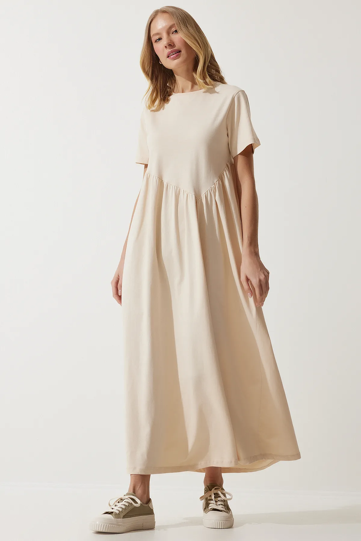 Happiness İstanbul  Damen-Vanilla-gerafftes langes Strickkleid MC00272