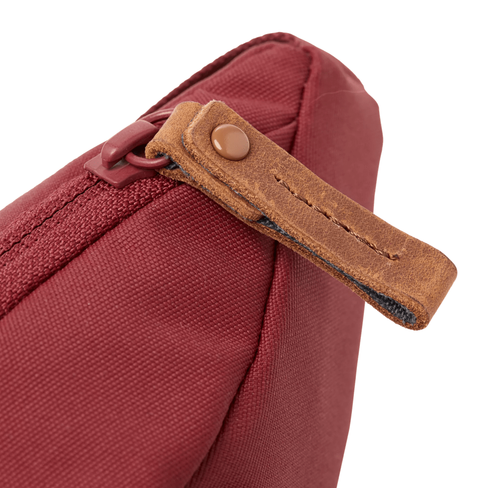 Cross Easy Pure Red
