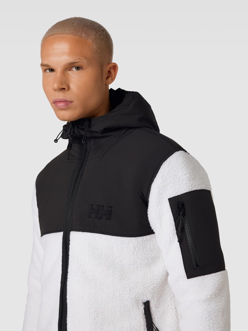 Fleecejacke in Two-Tone-Machart in schwarz