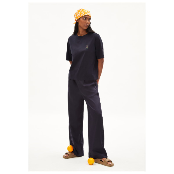 ARMEDANGELS - Women's Layaa Chest Icon 3D - T-Shirt