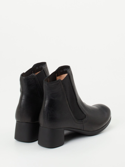 Stiefelette-27560090295 Think