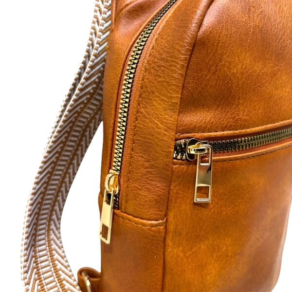Nahrbtnik True Spirit Crossbody bež, 27 cm x 15 cm