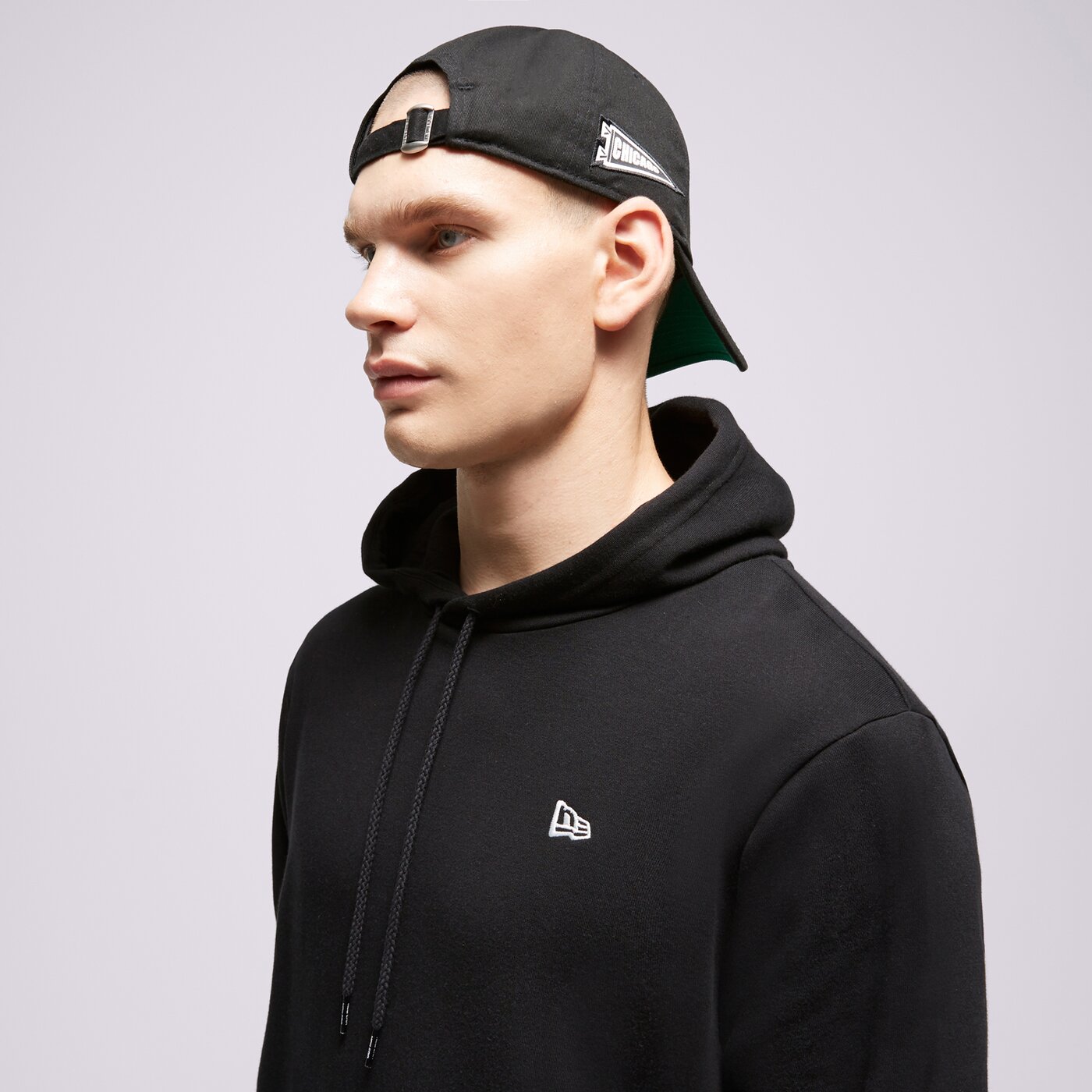 NEW ERA HOODIE NE ESSENTLS NONE Schwarz