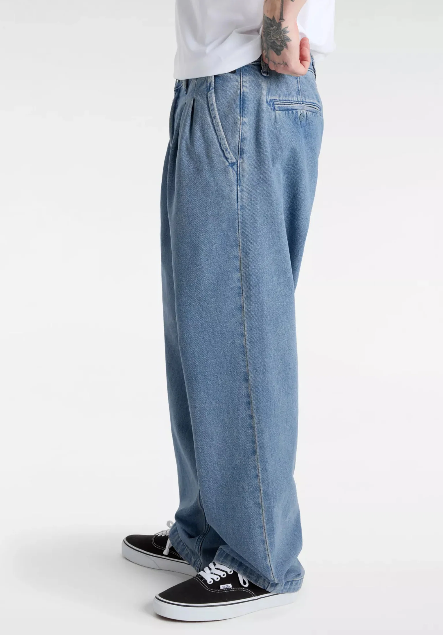 Authentic Chino Loose Pant