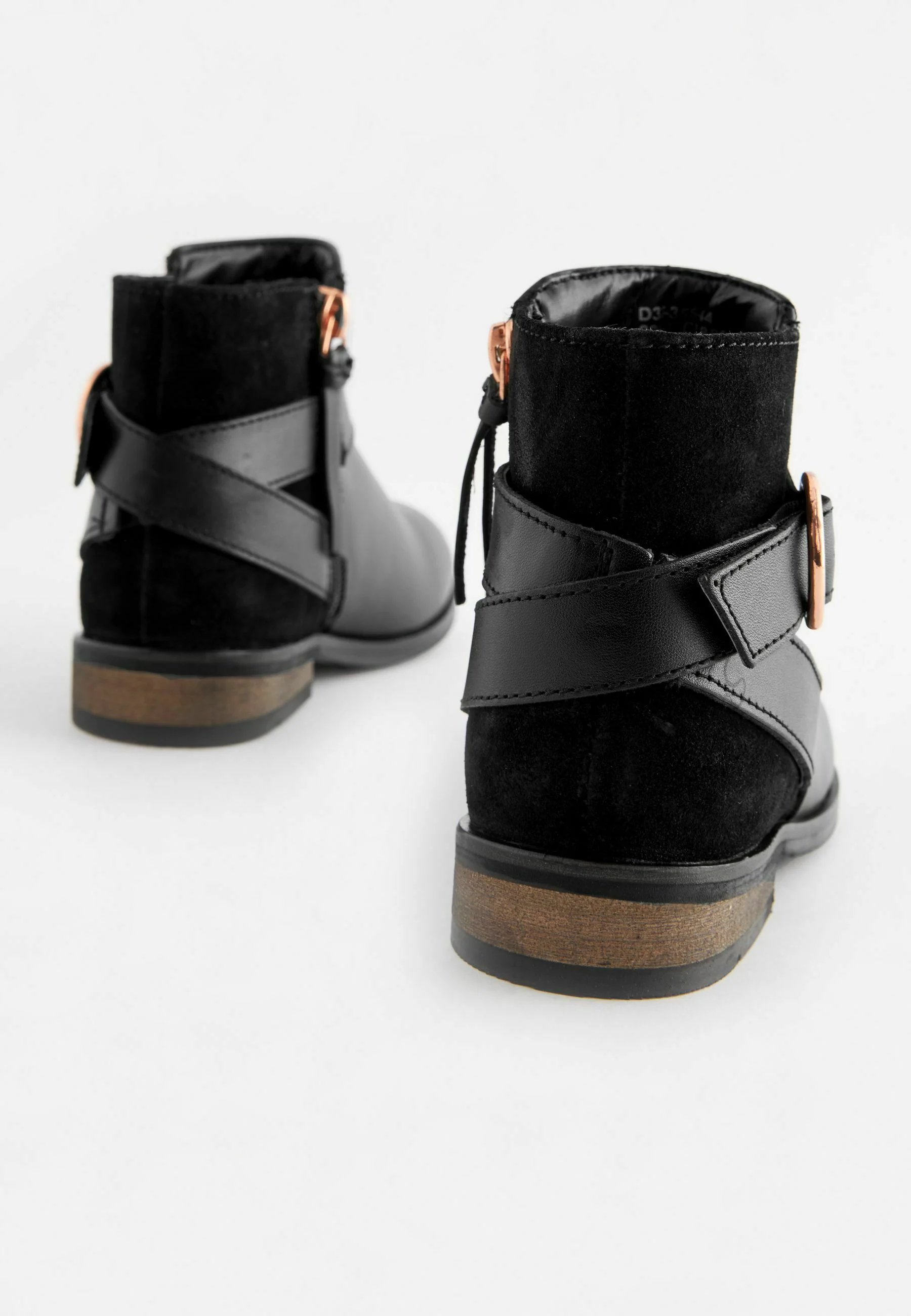 Next FIT - Botines