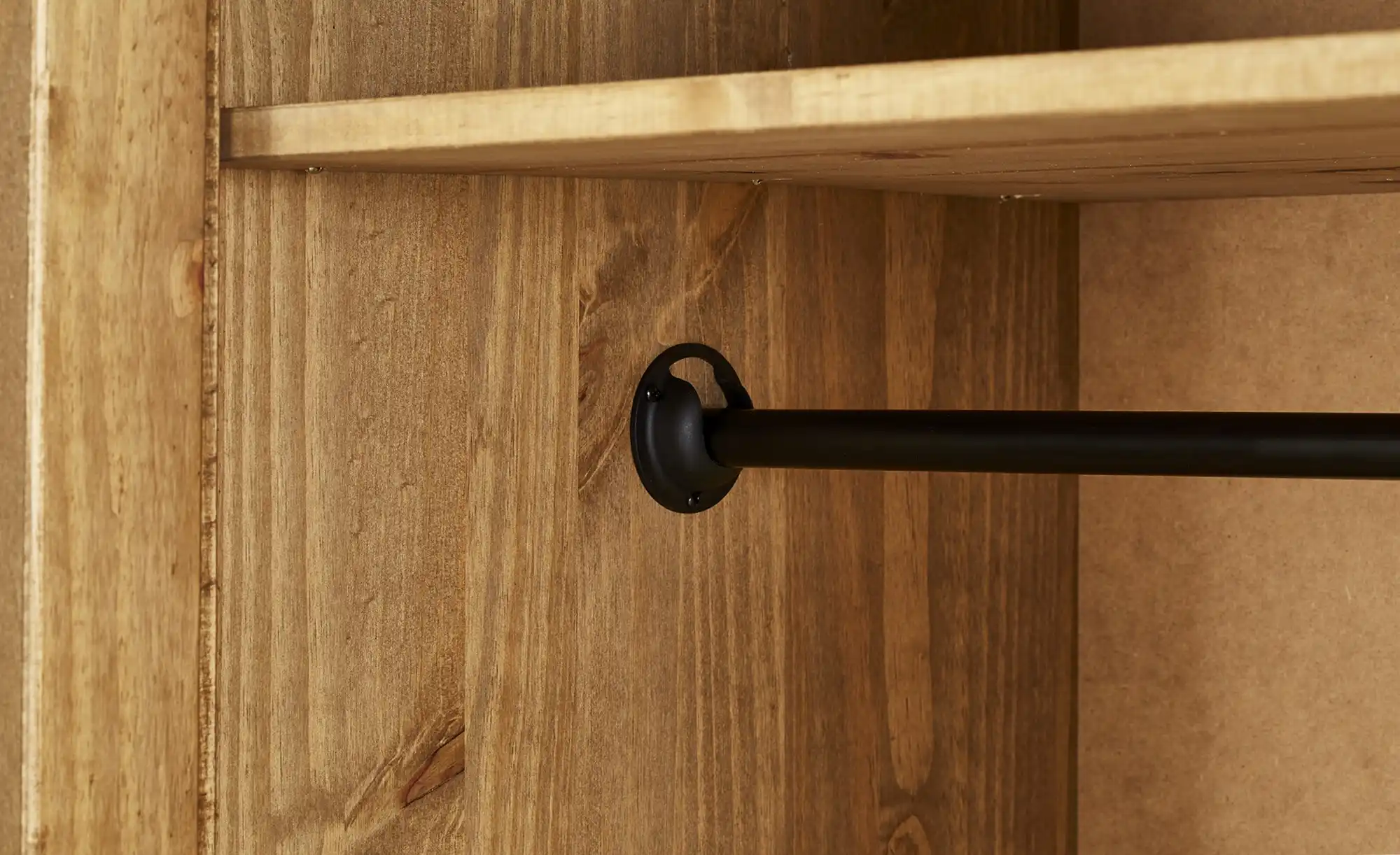 Kleiderschrank, 2-türig