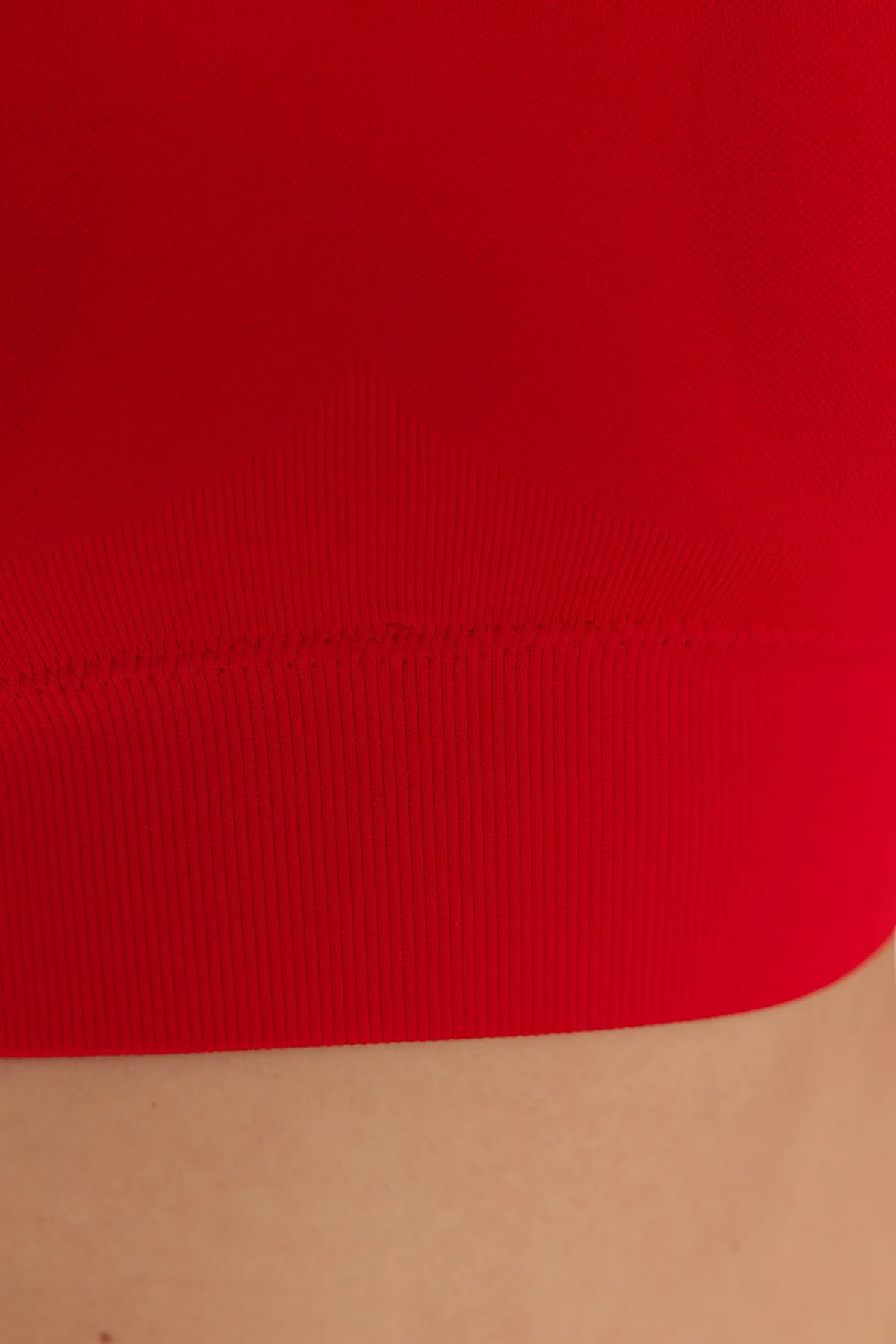 Trendyol Collection  Roter nahtloser/nahtlos unterstützter/formender gestrickter Sport-BH TWOAW23SS00019