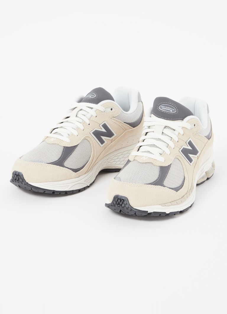 New Balance 2002R tīklveida sporta apavi ar zamšādas detaļām