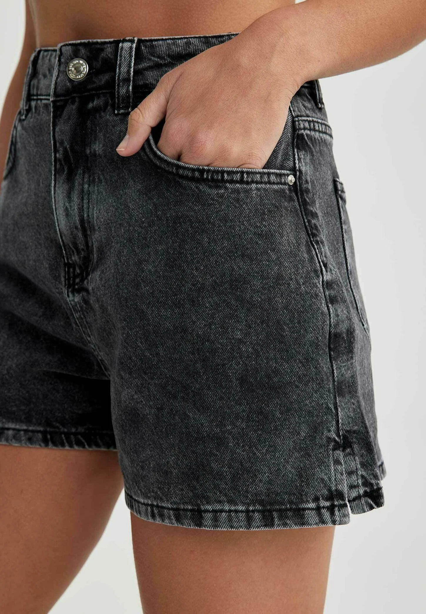 DeFacto MOM FIT - Pantalones cortos vaqueros