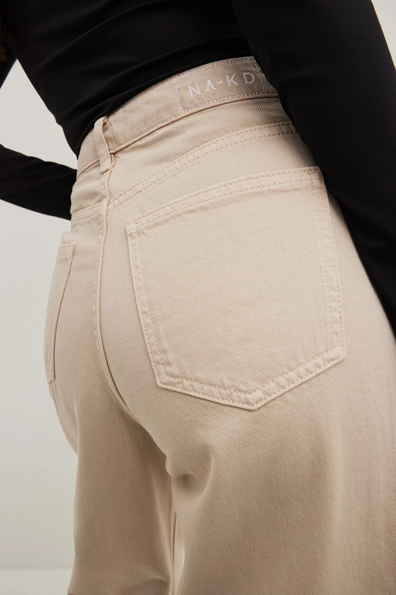 Weite Jeans mit hoher Taille